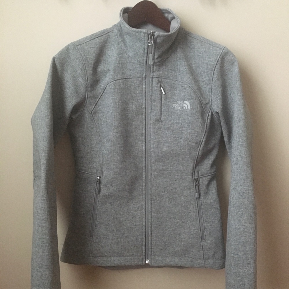 North Face Women’s Apex Jacket size XS